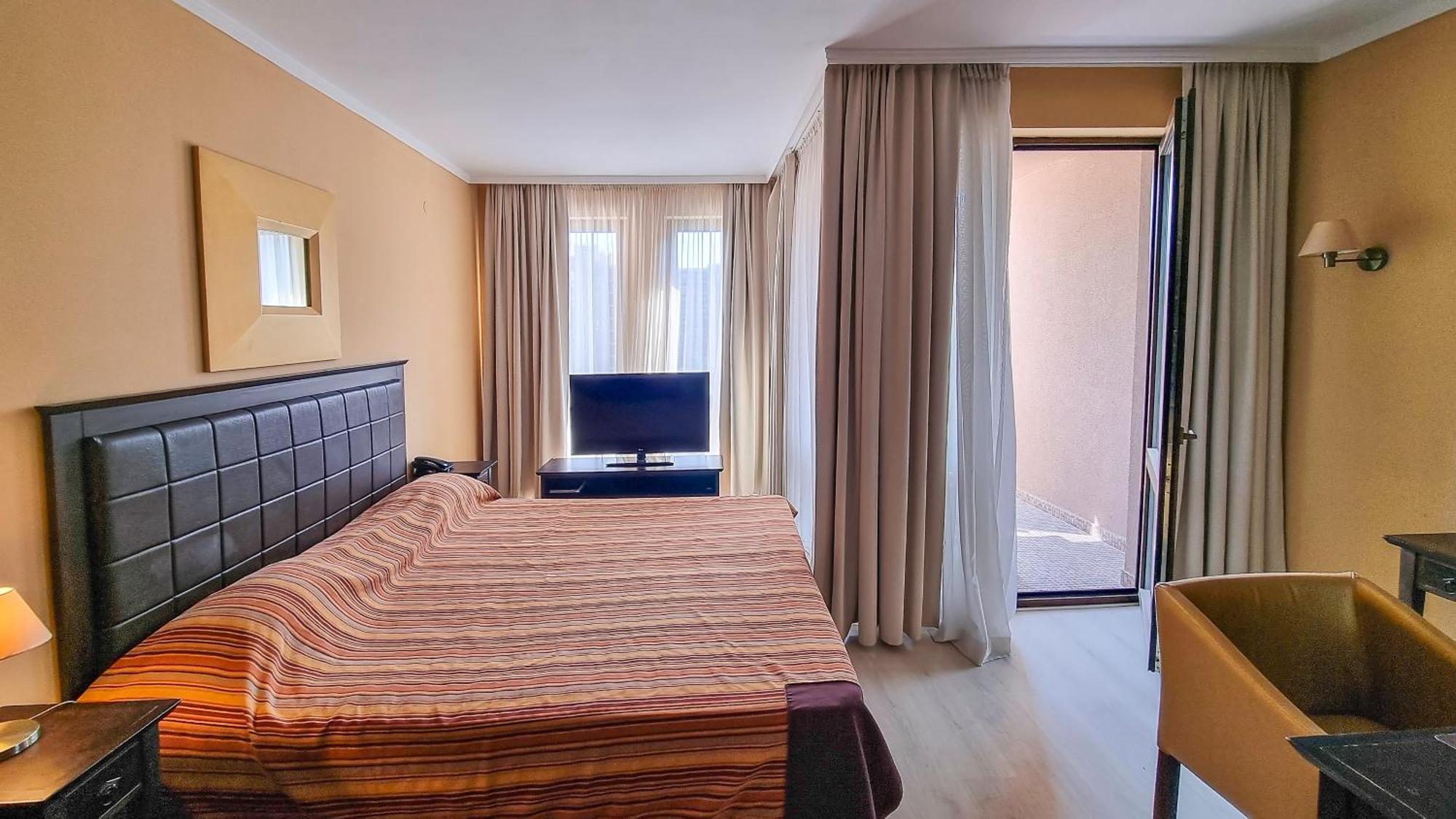 Royal Beach Apartments ซันนีบีช ภายนอก รูปภาพ