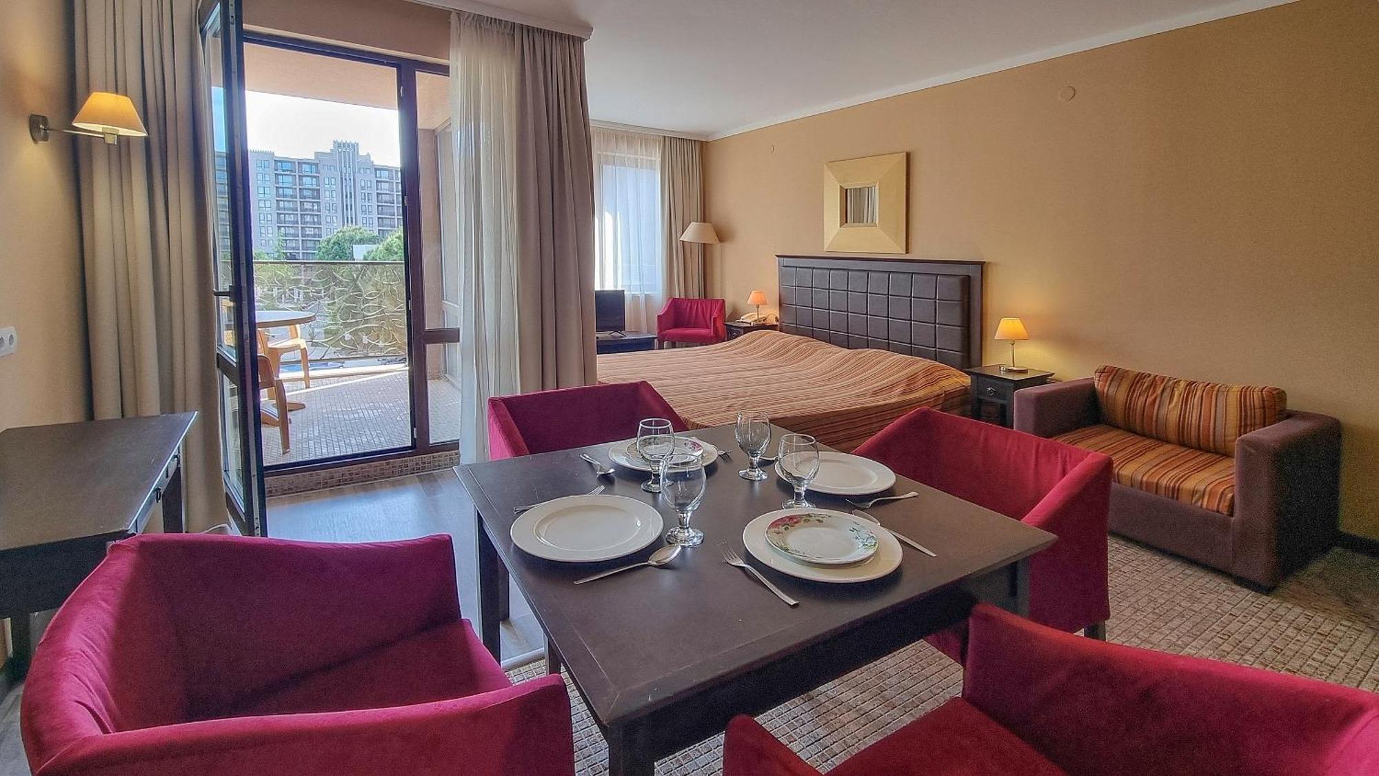 Royal Beach Apartments ซันนีบีช ภายนอก รูปภาพ