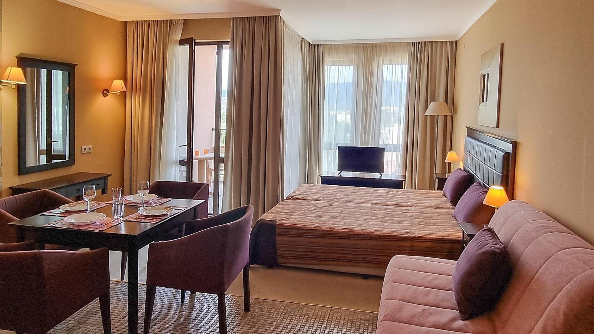 Royal Beach Apartments ซันนีบีช ภายนอก รูปภาพ